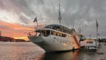 Mälardrottningen Yacht Hotel